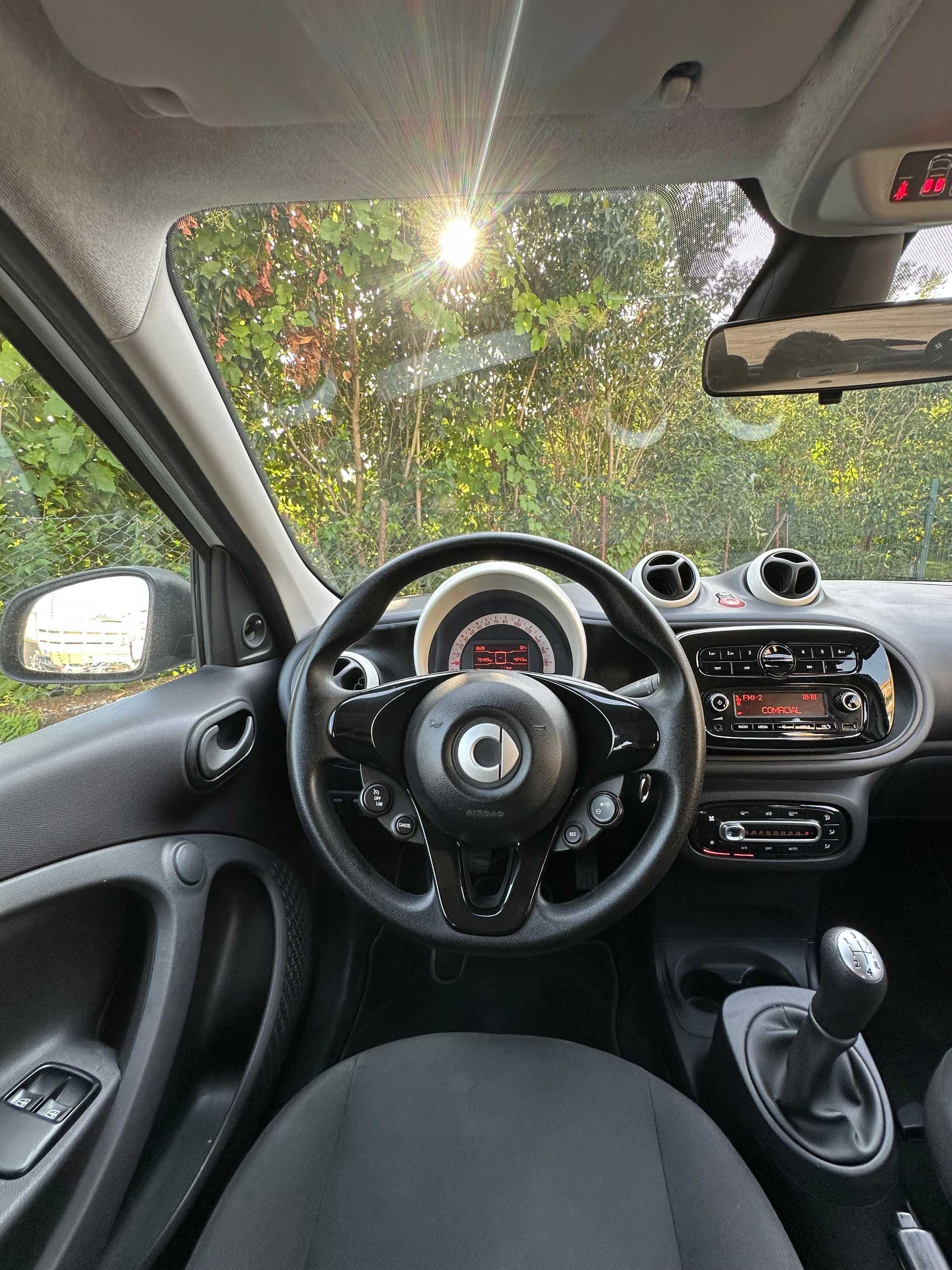 SMART FourFour 1.0