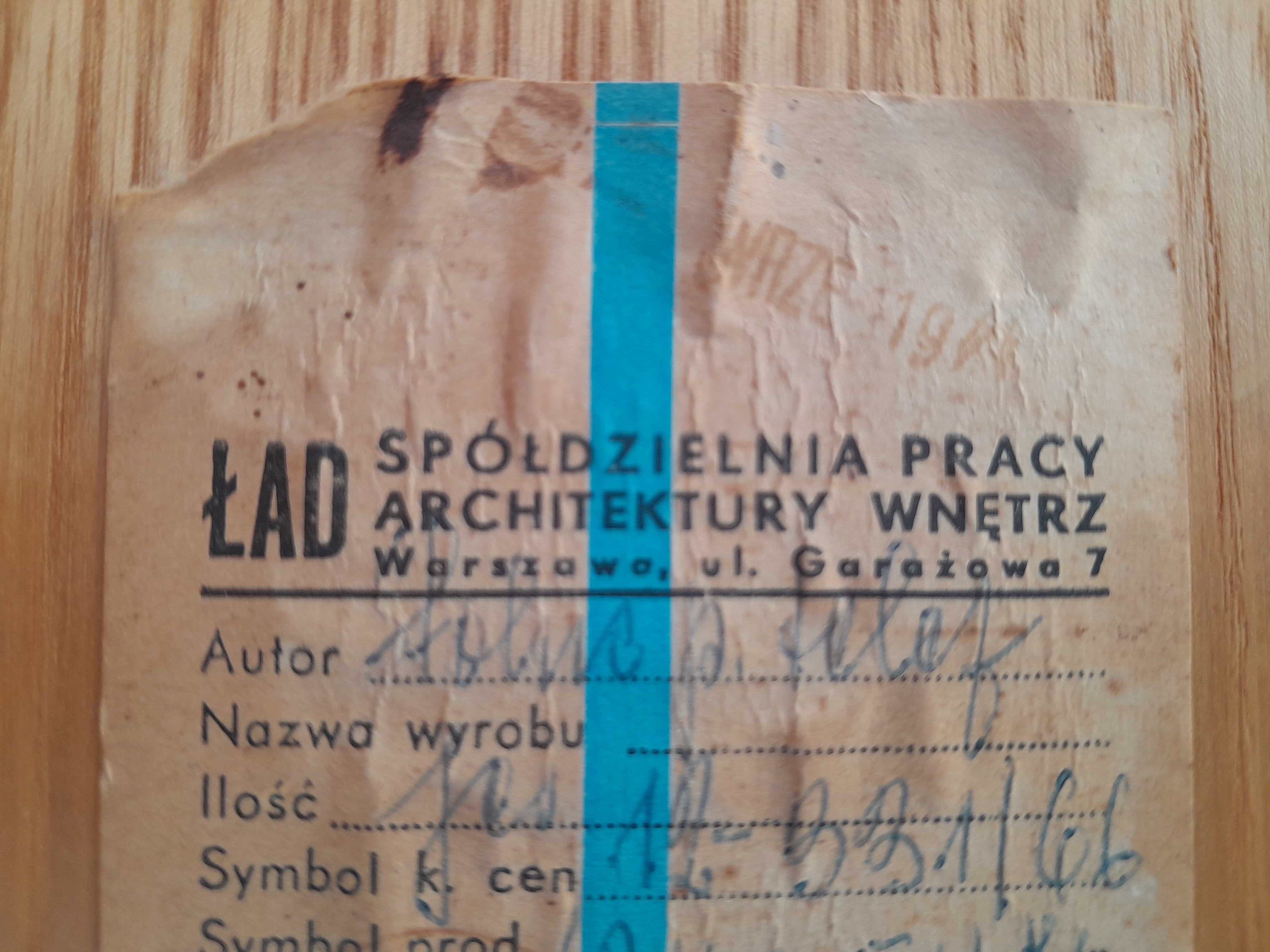 Stary stolik Spółdzielnia Pracy Architektury Wnętrz ŁAD