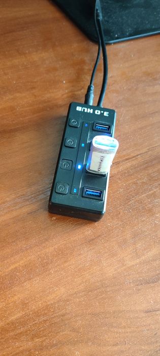 USB-HUB 3.0 на 4 гнезда с кнопками на каждое гнездо