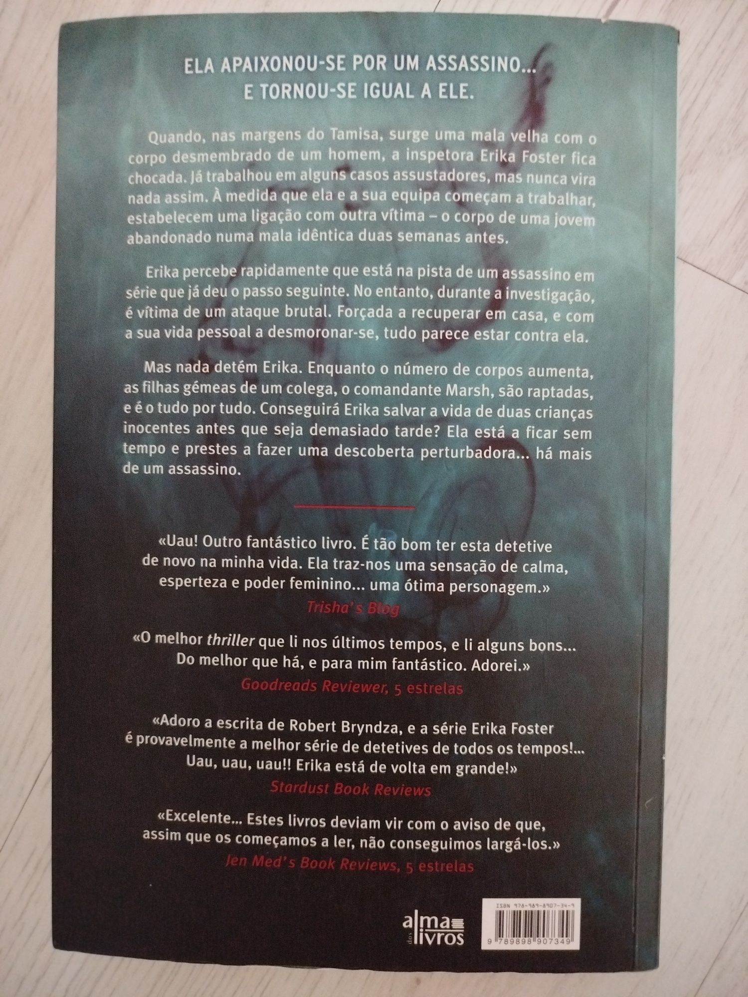 Sangue frio - Robert Bryndza