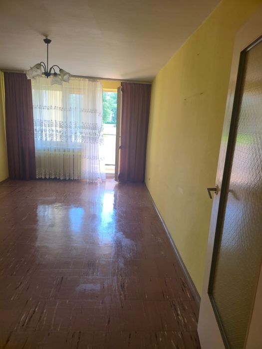 Mieszkanie 2 pokojowe na parterze do remontu