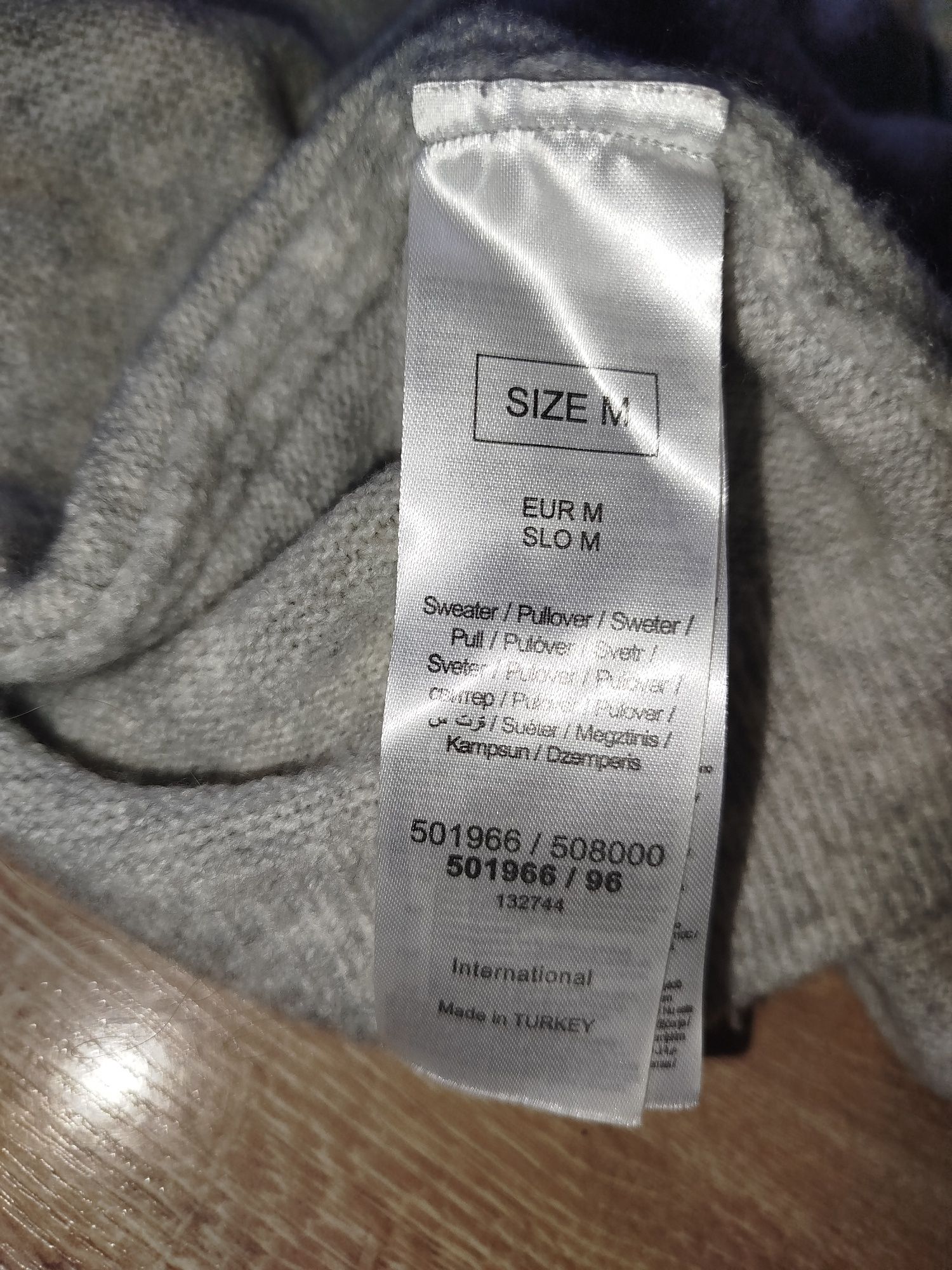 Sweter damski Orsay