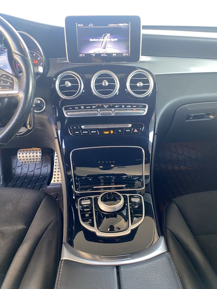 Mercedes GLC 350 pluguin / Gasolina