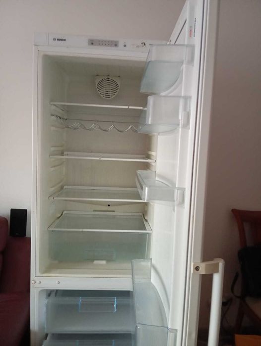Frigorifico Bosch classe A+ ,muito econômico 237 l em muito bom estado