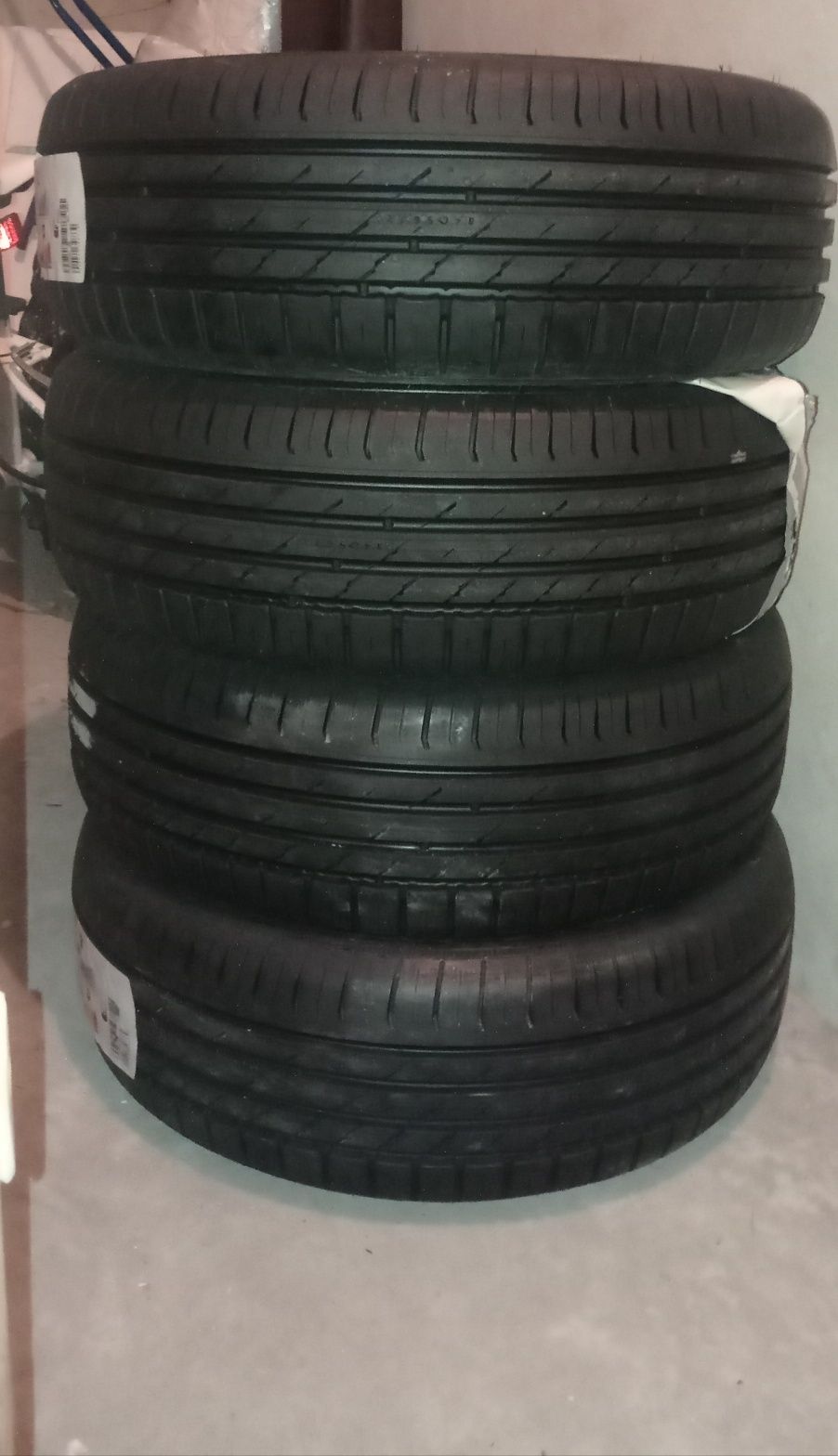 Opony letnie 15" - Nokian 195/60 R 15 nowe