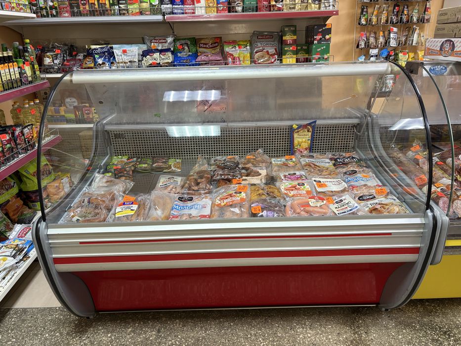 Продам холодильные витрины