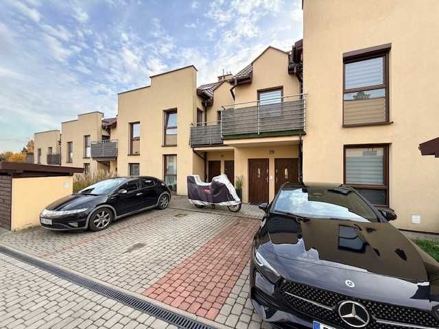 Mieszkanie na osiedlu zamkniętym z prywatnym miejscem postojowym