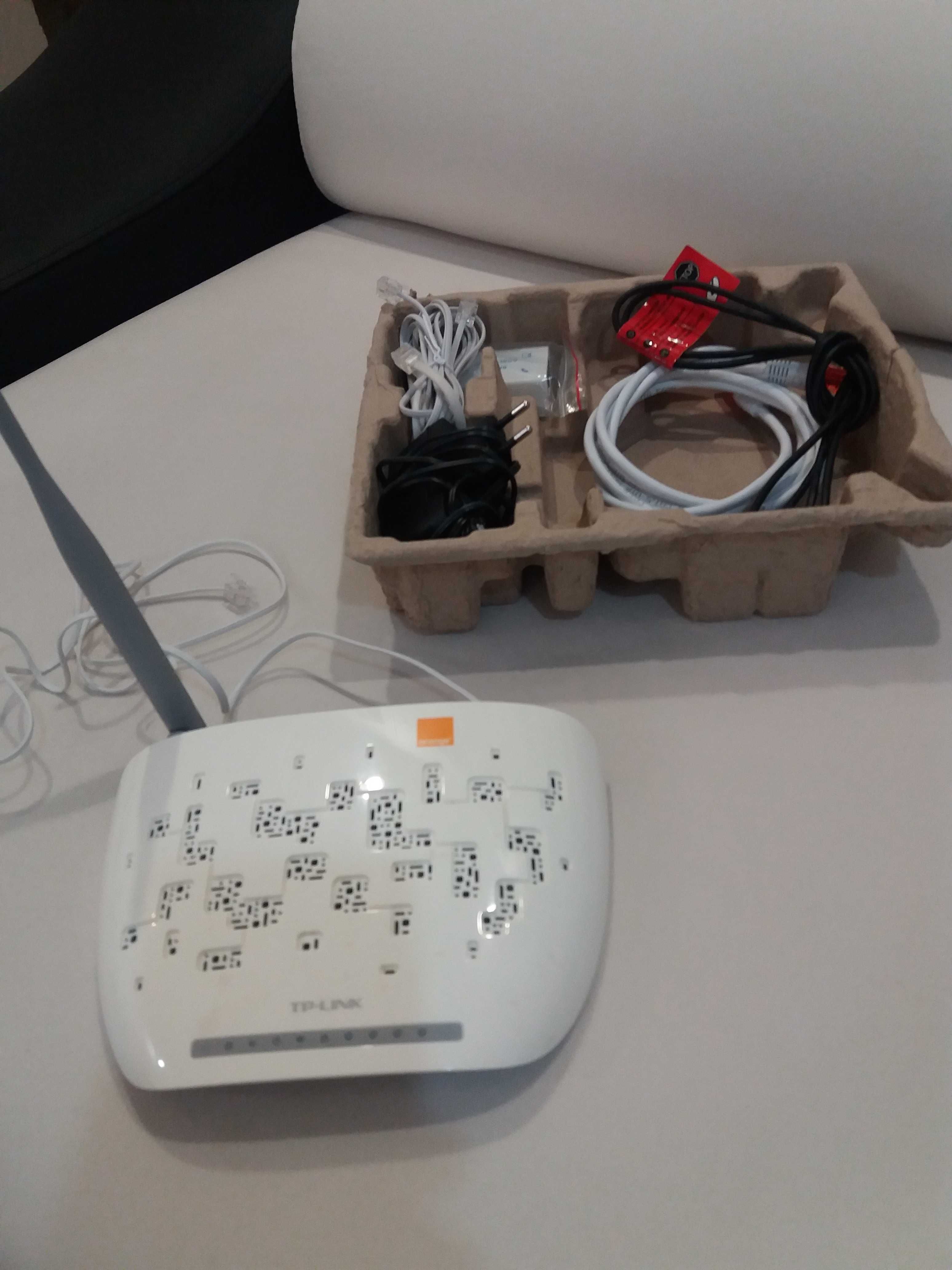 modem Wi-Fi TP-LINK TD-W8950N