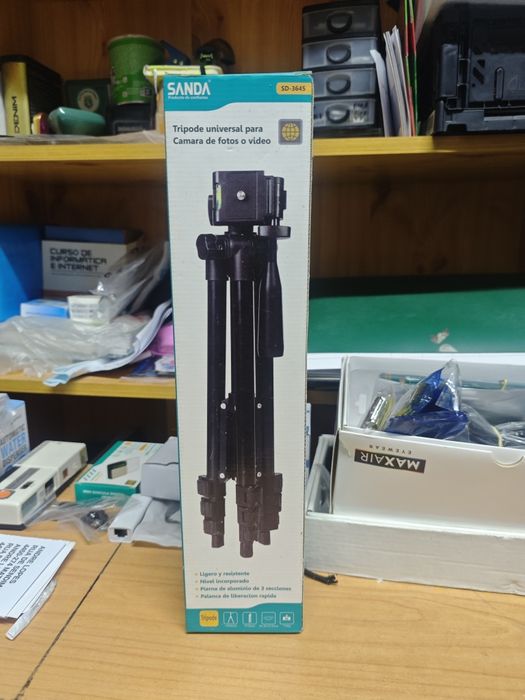 Tripé universal para camara de fotos e videos