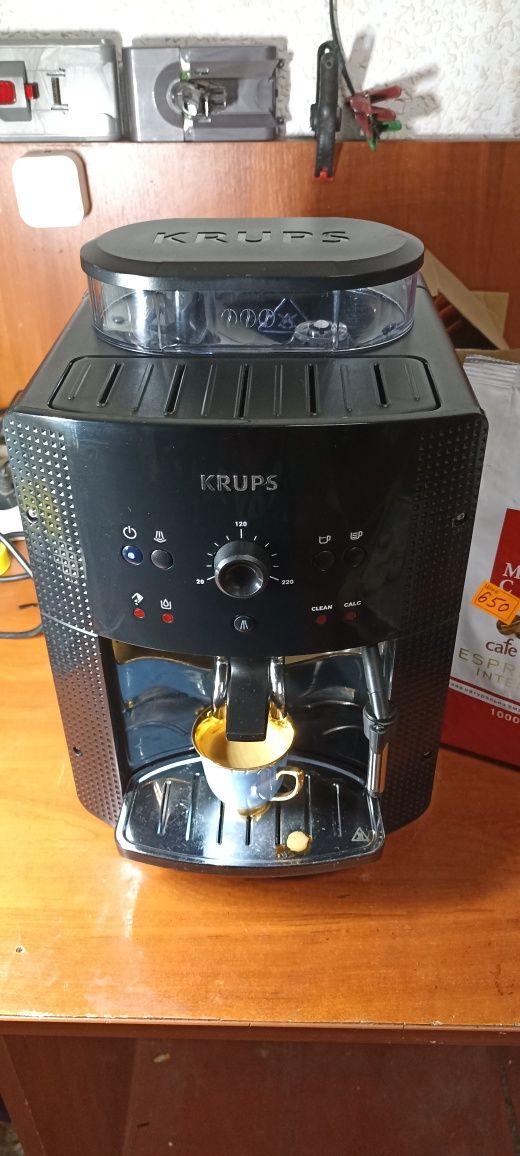 Кофемашина Krups EA81 из Германии.
