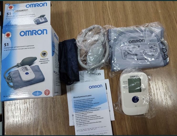 Тонометр новий Omron S1 напівавтоматичний