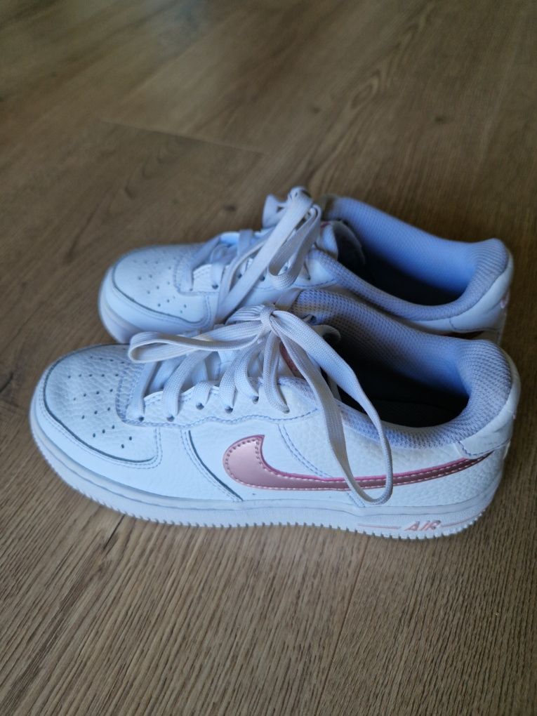 Buty dziewczęce Nike Air Force 1 White/Pink