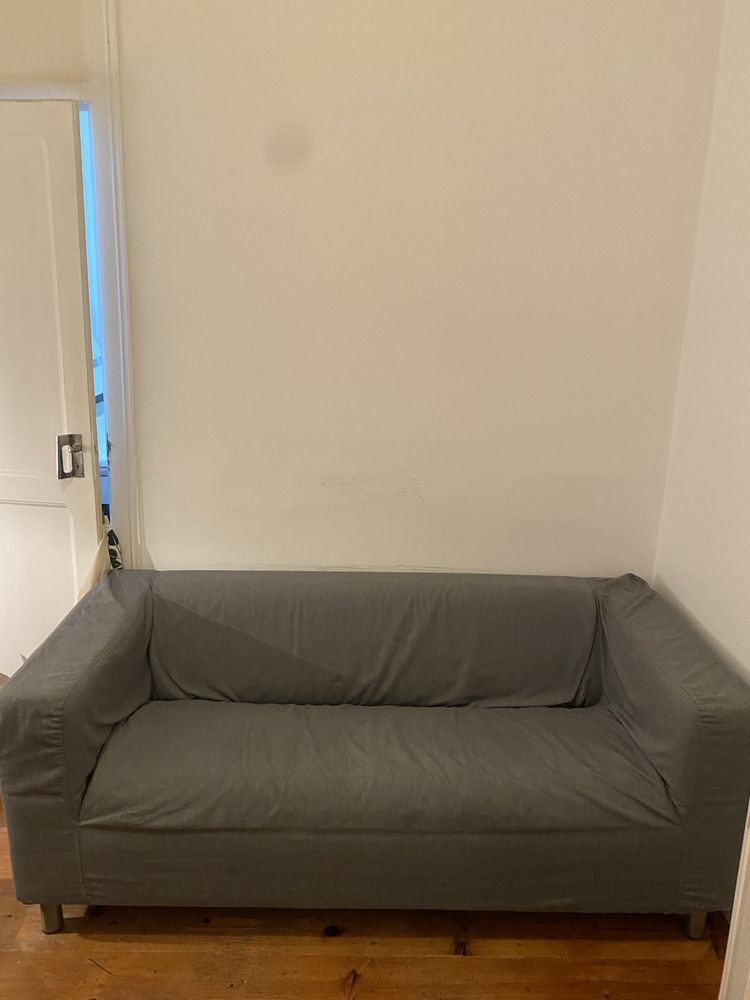Sofa ikea 3 lugares cinzento. Mais mobilia para venda
