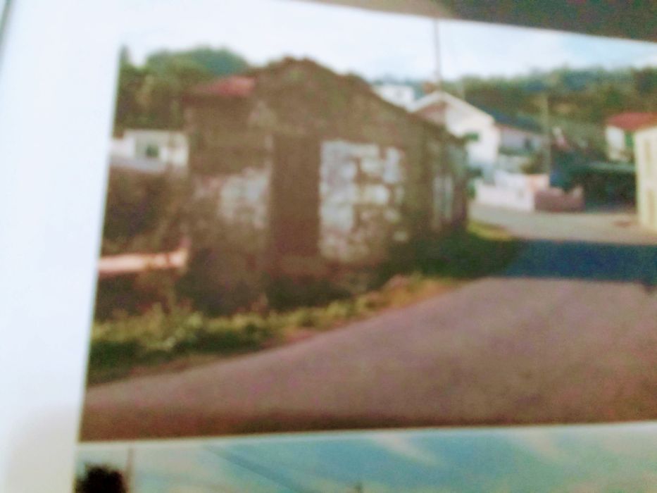 Casa em ruínas Gêmeos Guimarães tem 10 mil euros em pedra