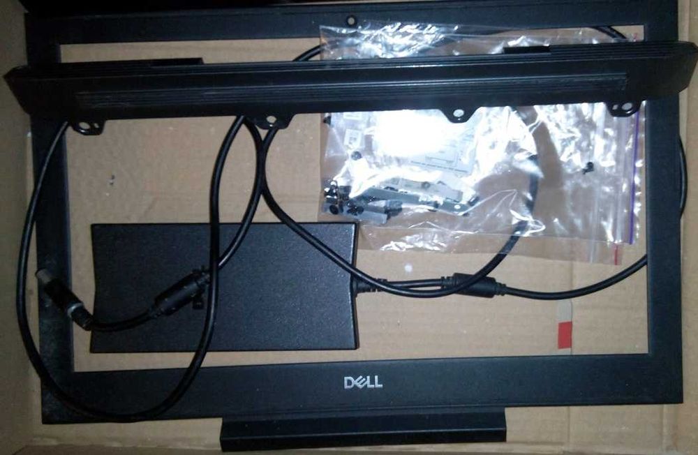 Ноутбук Dell Inspiron 15 7577 разборка