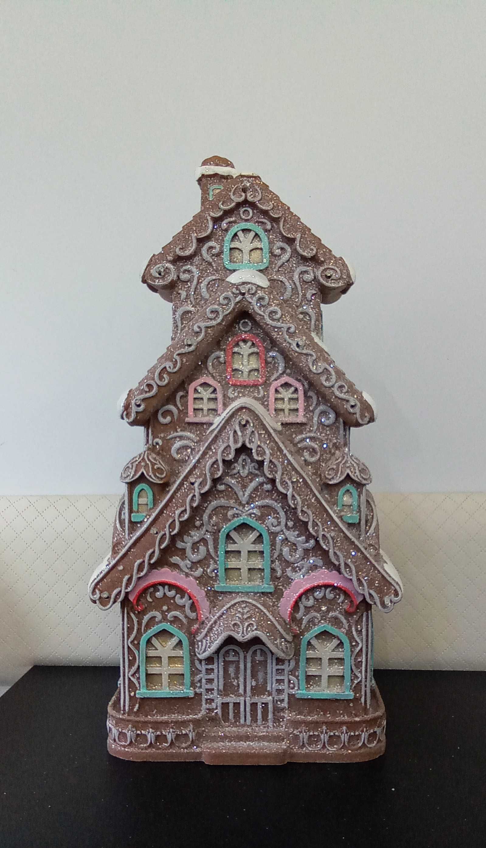 Domek z piernika Gingerbread XXL podświetlenie LED wys. 62cm