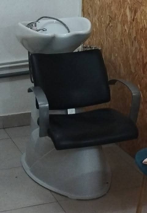 rampa de lavagem usada em bom estado