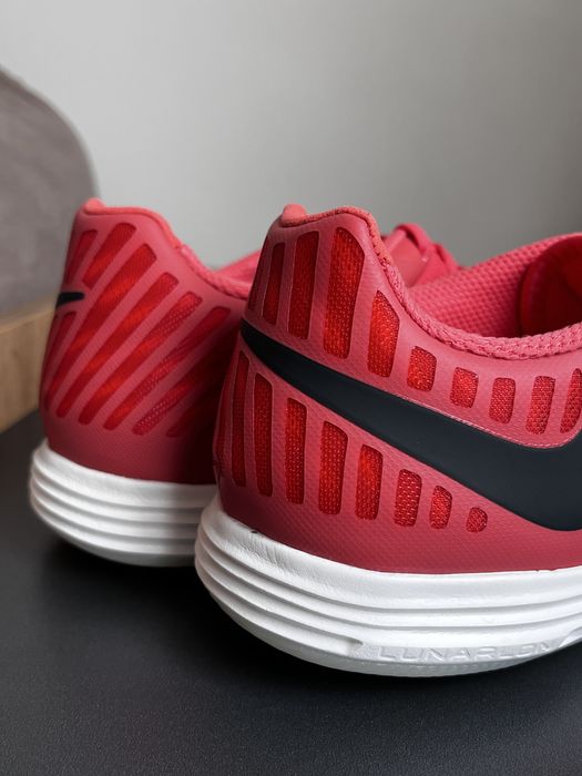 Nike Lunar Gato 2 оригінал футзалки розмір 38.5 та 39 нові 580456-802
