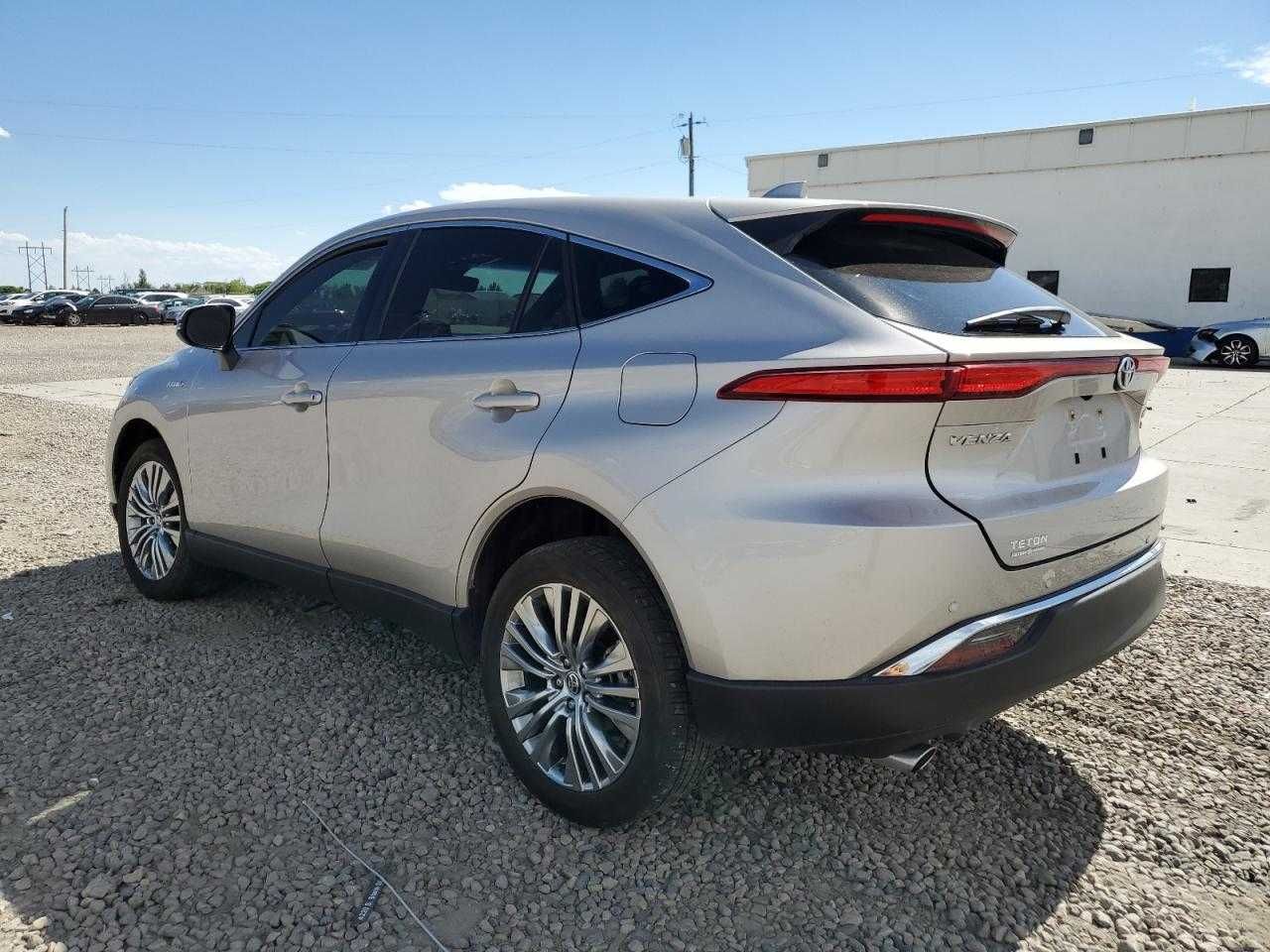 Toyota Venza Le 2021