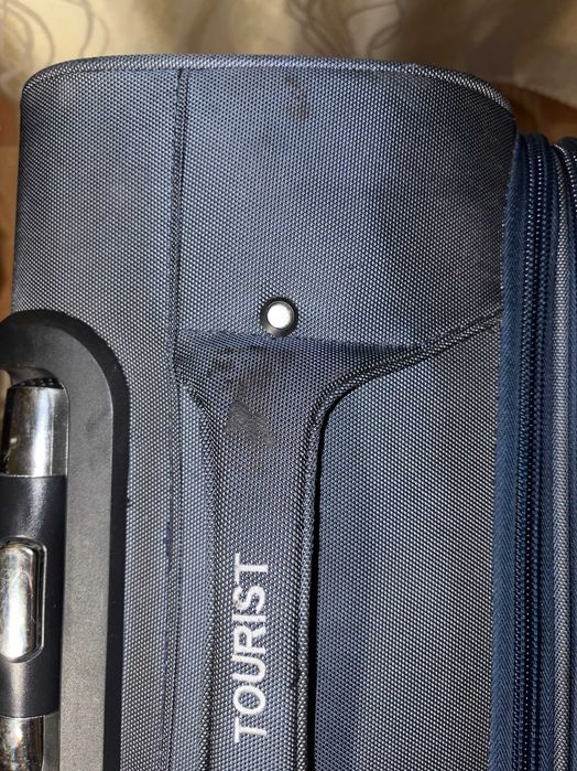 Валіза на колесах.