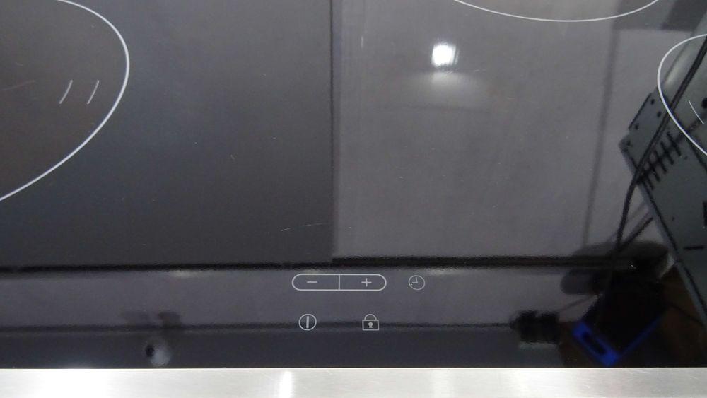 PŁYTA INDUKCYJNA MIELE KM 5752, PowerFlex, szerokość 75 cm, PowerFlex