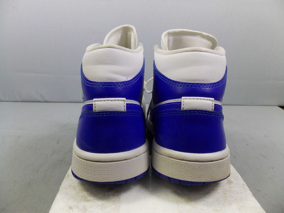 Air Jordan 1 Mid Kentucky Blue