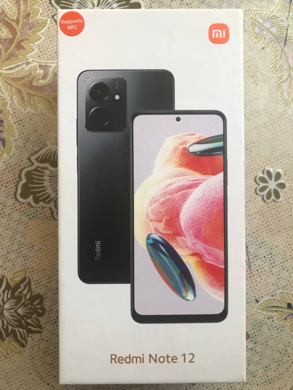 Redmi Note 12 

8GB RAM 256GB ROM