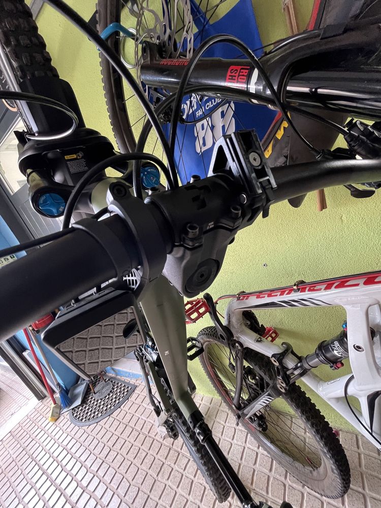 Cube stereo team hybrid ebike