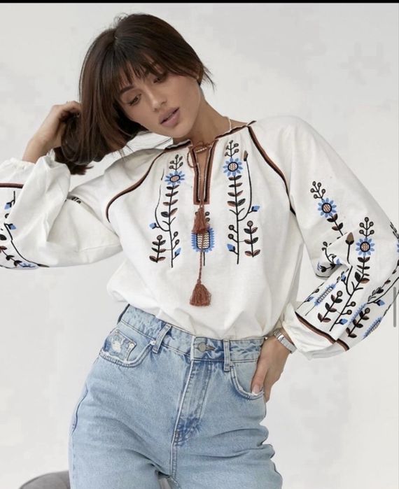 Жіночі вишиті сорочки, вишиванки.