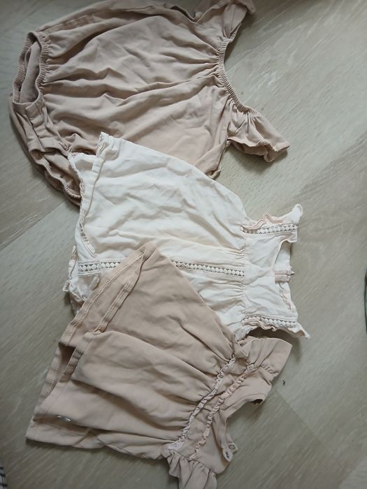 Beżowe letnie body sukienki 68 74