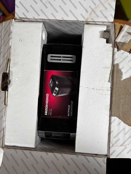 Хлібопеч REDMOND RBM-1905