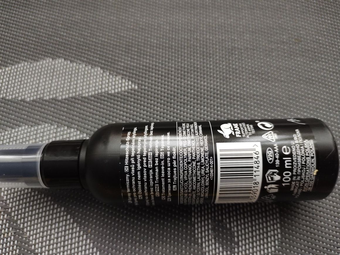 Spray termiczny do włosów - stylizacja na gorąco