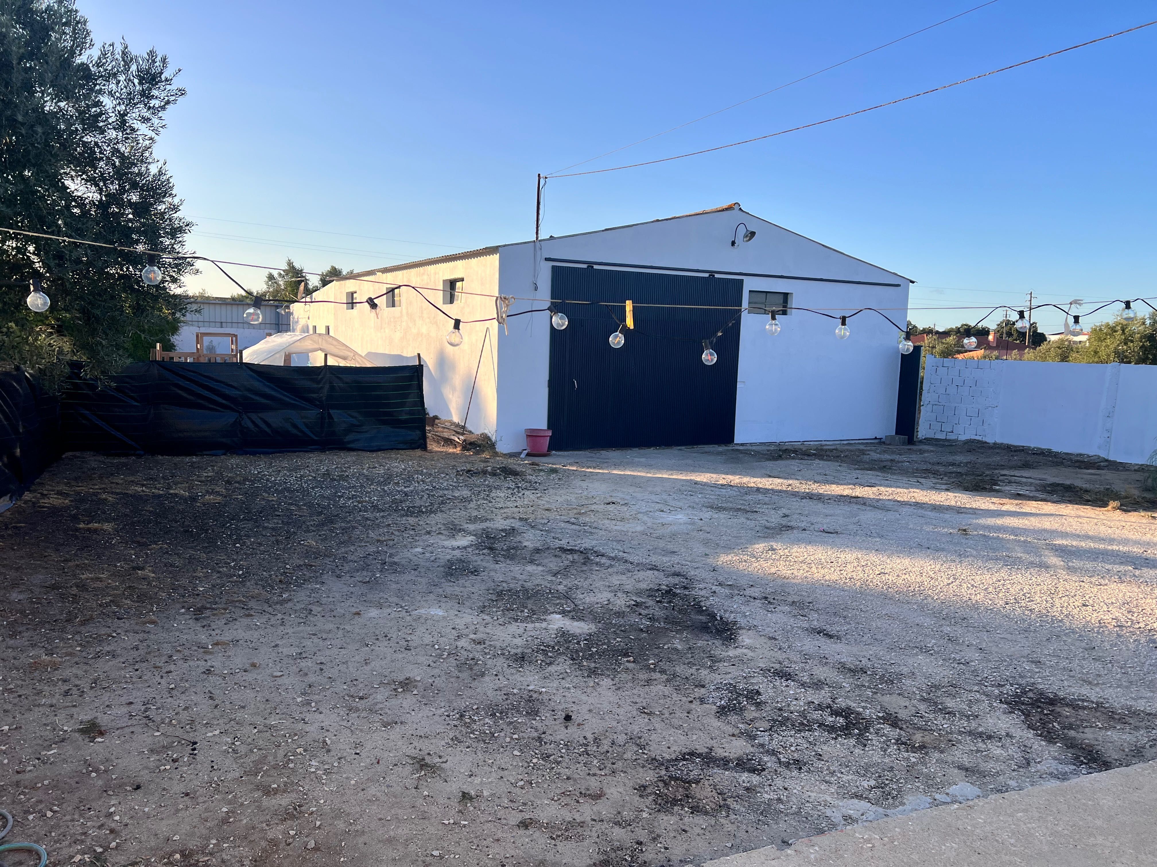 Delivery driver and storage