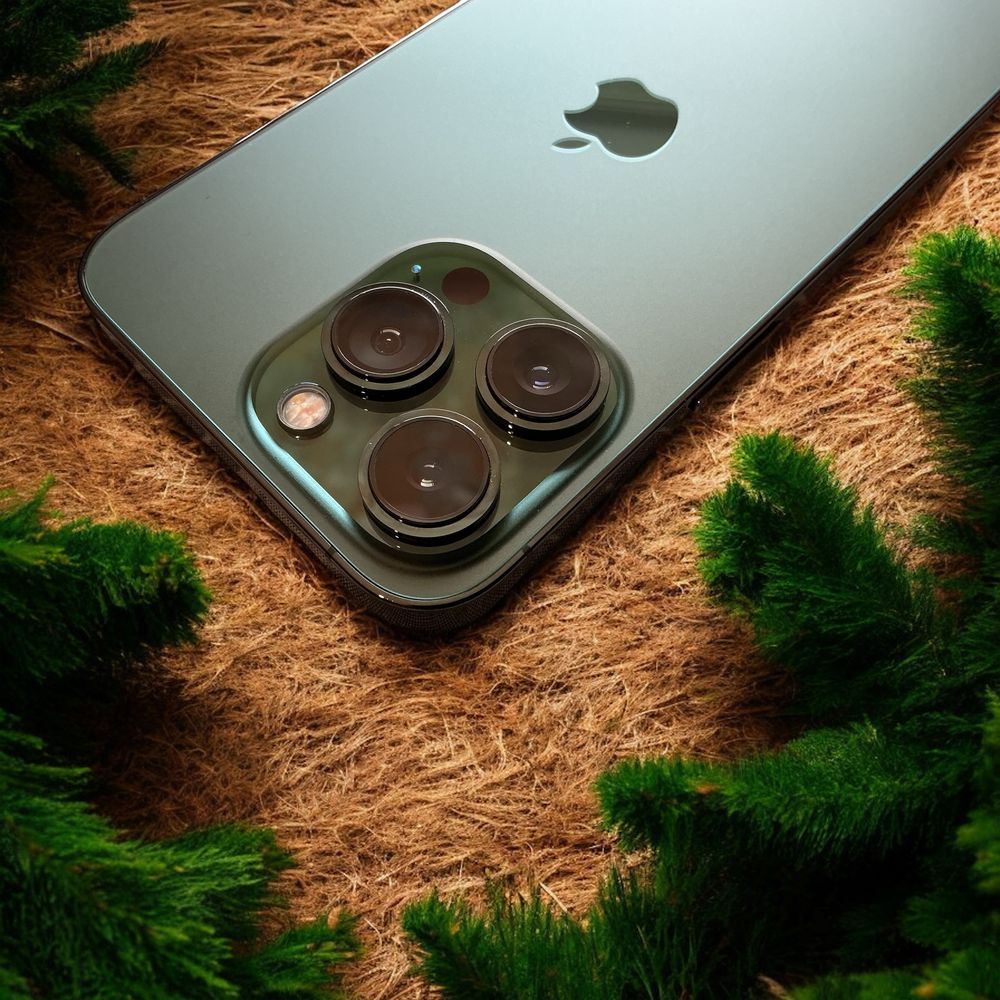 iPhone 13 Pro 128GB r-sim Green + повербанк MagSafe + чохли