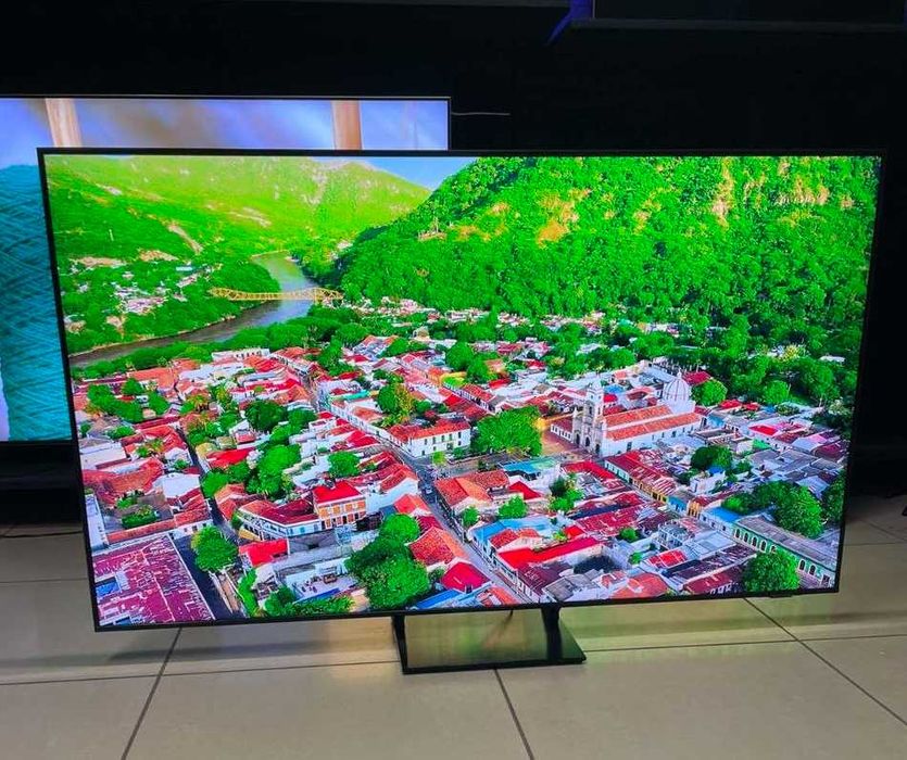 65" 120Гц SAMSUN 4К QLED Смарт Український 65Q70A