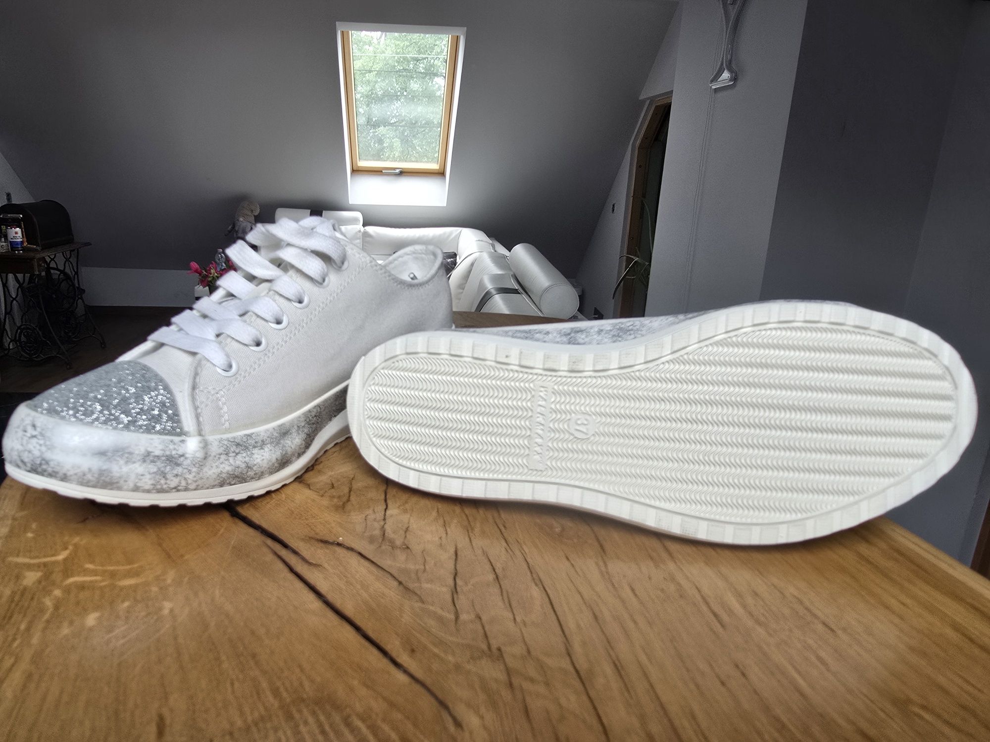 Buty Walkmaxx rozmiar 37