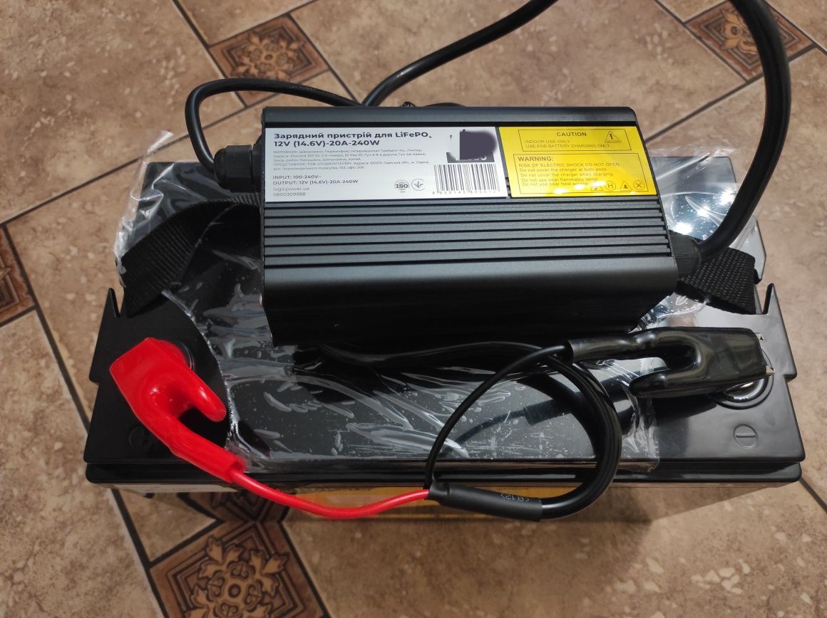 Зарядное устройство для lifePO4 батарей 12V (14,6V)-20A-240W