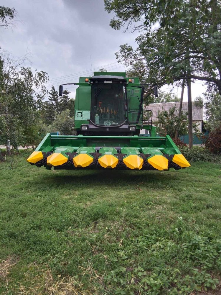 Жатка кукурузная КМС-6 John deere