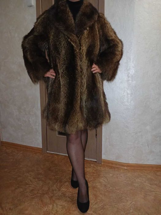 Шуба натуральна єнот