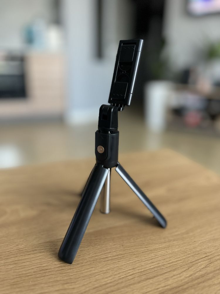 Selfie Stick -statyw do telefonu