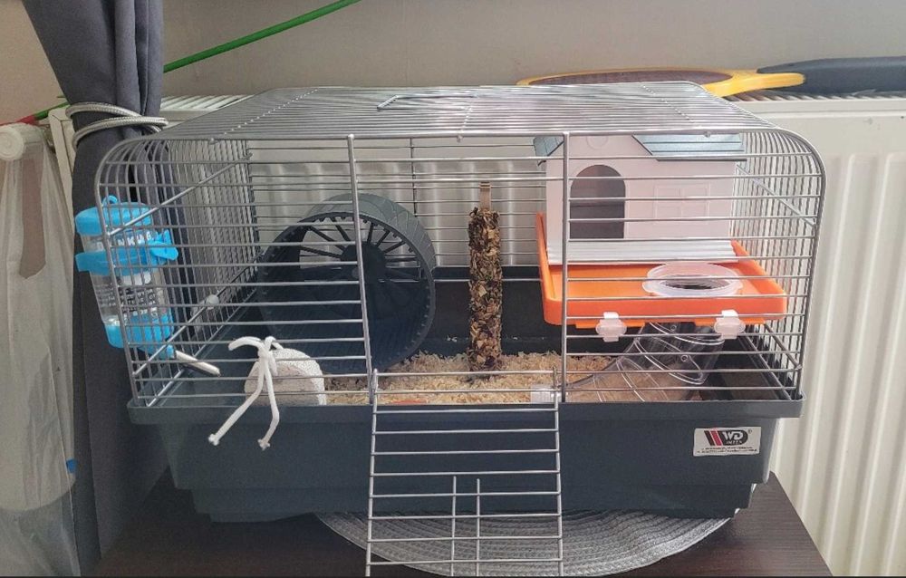 Klatka dla chomika z kuwetą, domek, tunel, kołowrotek