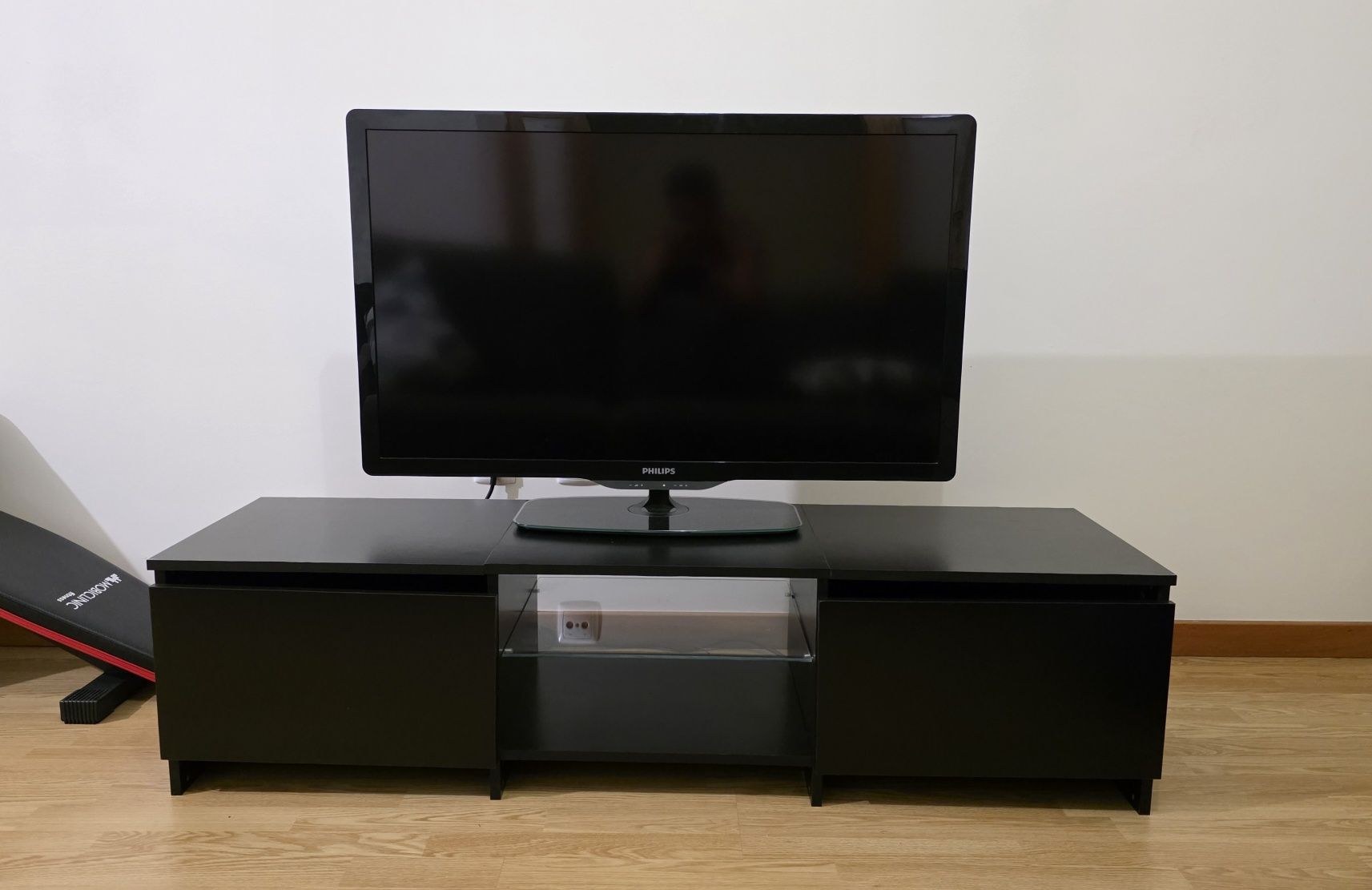 Móvel de TV, semi-novo, Wengue