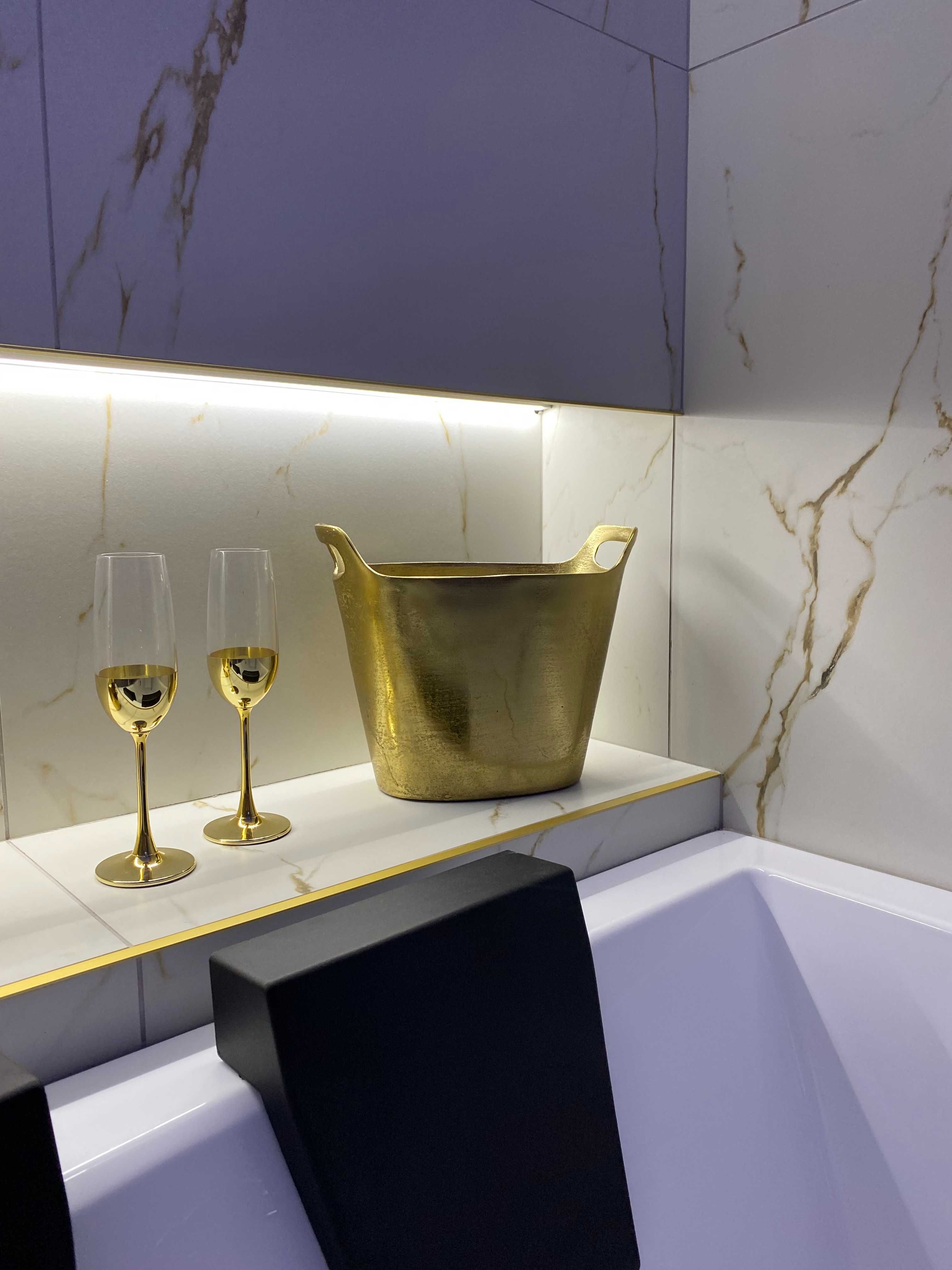Apartament "Love" Centrum z dużą wanną dla Dwojga Gniezno