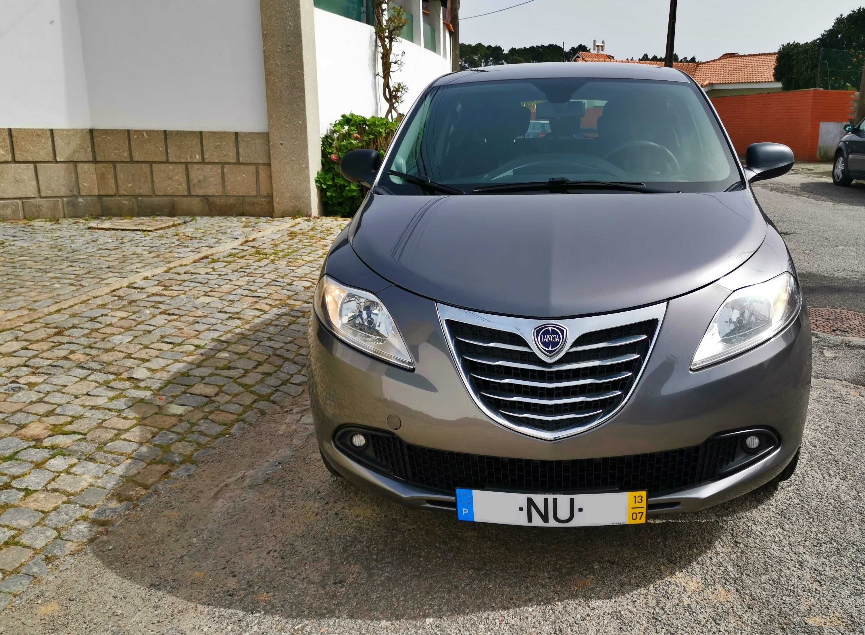 Lancia New Ypsilon 1.2 SS Dynamic Glam Silver