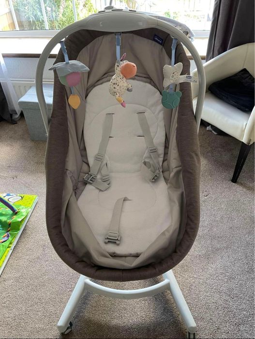 Chicco Hug 4in1 łóżeczko fotelik do karmienia Leżaczek 4 w 1 Katowice