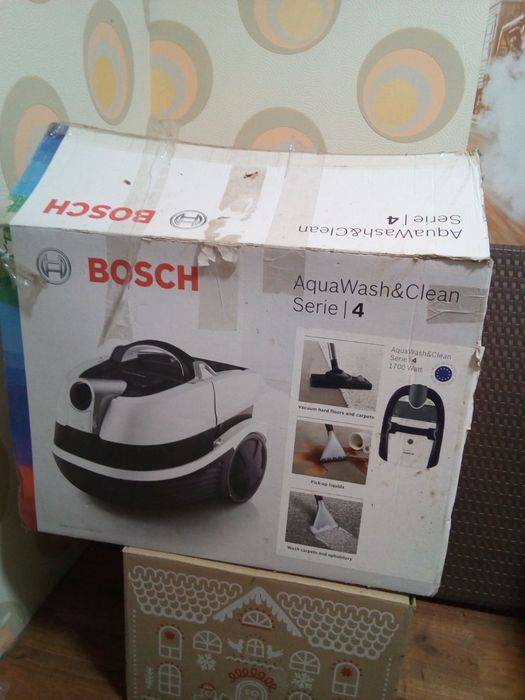 Миючий Пилосос Bosch AquaWash&Clean Серія 4