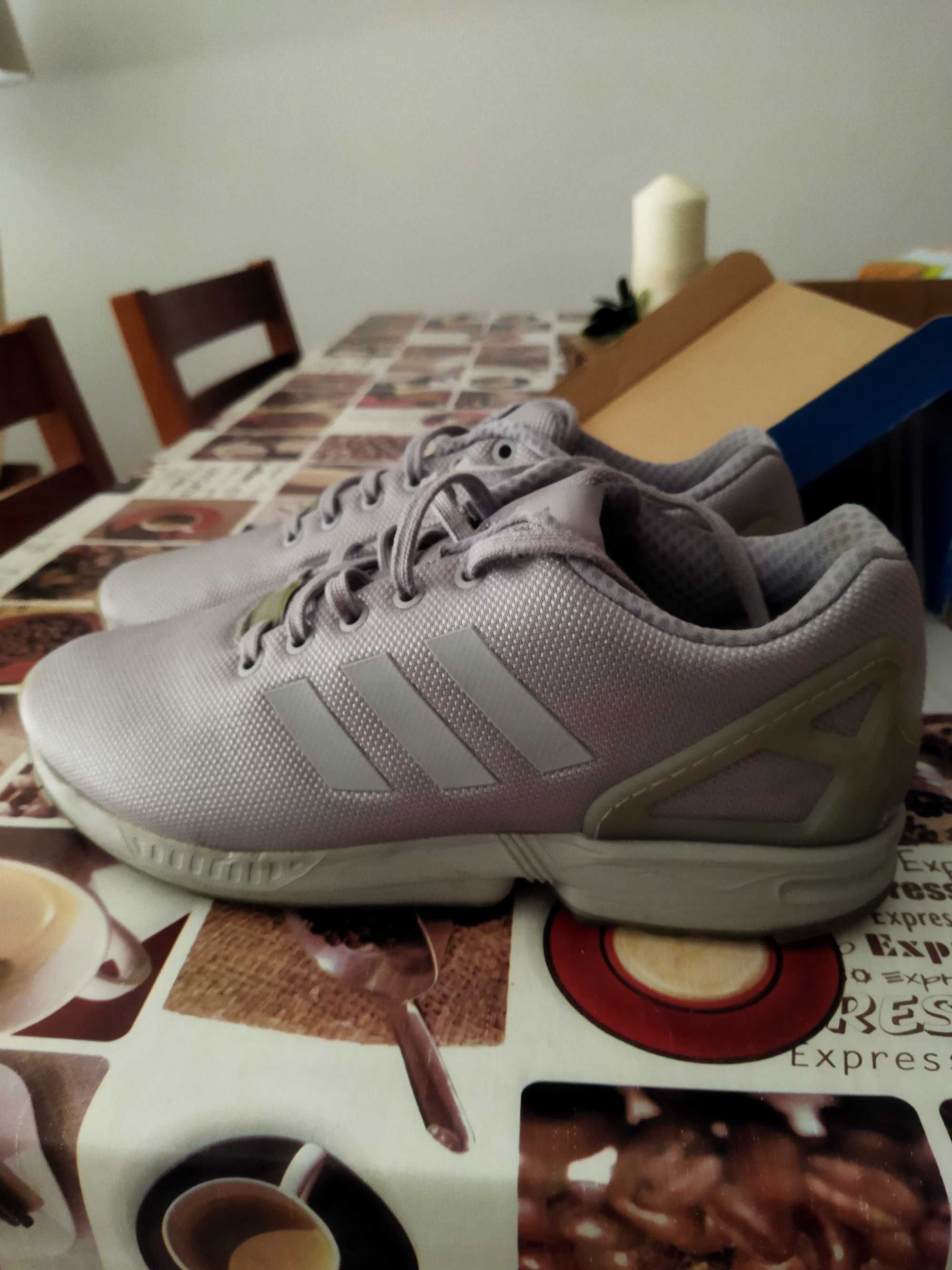 Adidas ZX Flux de tamanho n°42 em bom estado