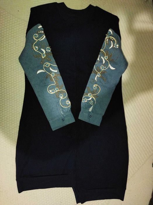 Сукня Denim з вишивкою на рукавах