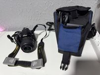 Nikon D3000 com duas baterias