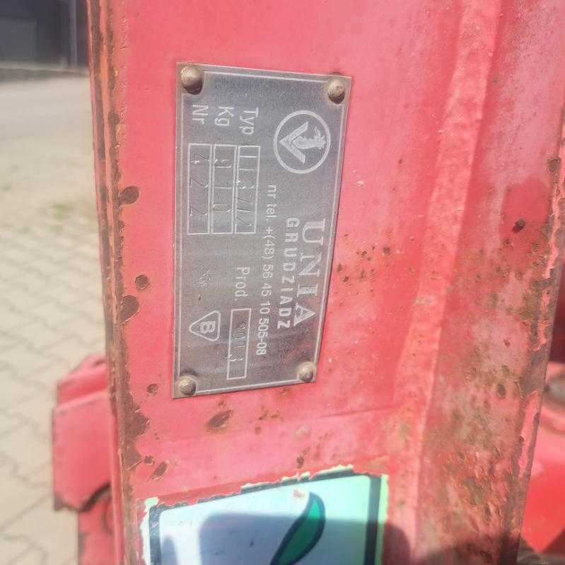 Pług Unia Tur 3+1
